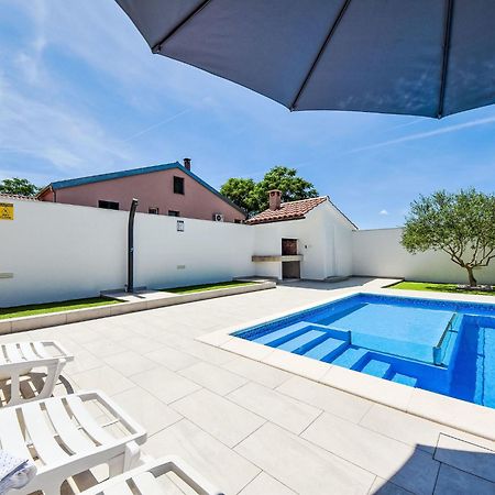 Holiday Home Anic By Interhome Smilcic Exterior foto